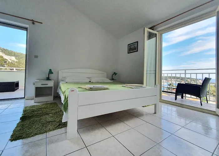 아파트 아파트먼트 프레인 흐바르