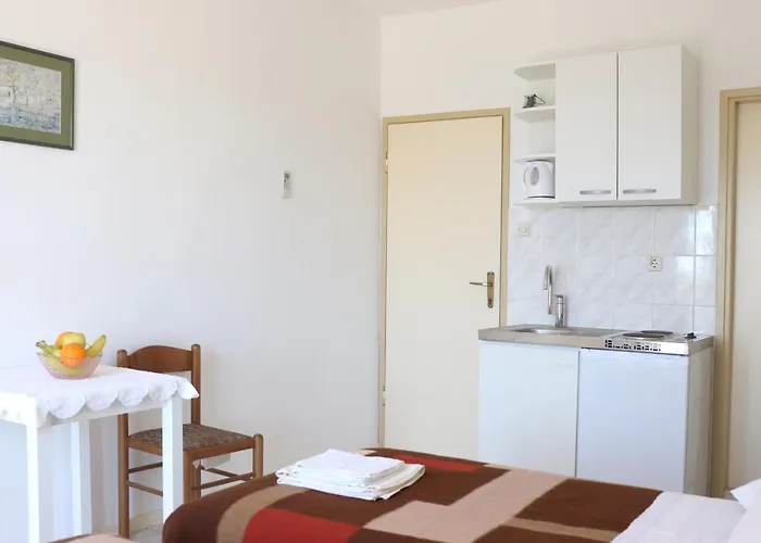 Apartment Frane Hvar Town